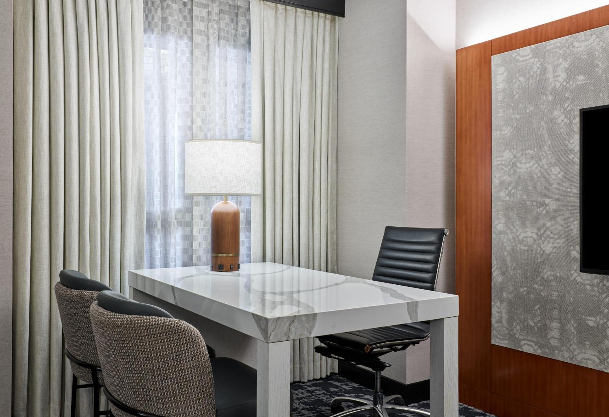 Embassy Suites By Hilton Washington Dc Convention Center Exteriér fotografie
